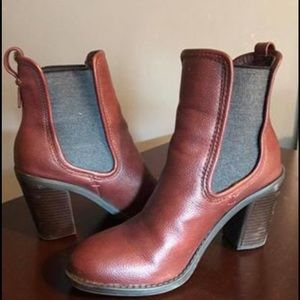 Cognac bootie